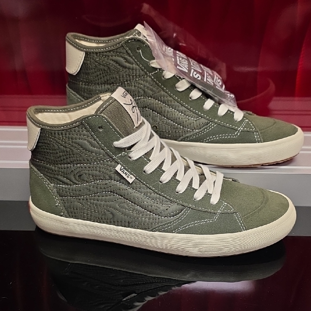 Vans The Lizzie Quilted Grape Leaf Men’s 9 Women’s 10.5 New With Box